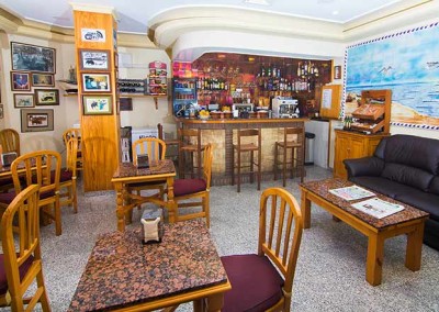 hostal-loscorchos-fuengirola