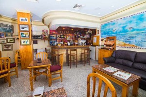 hostal-loscorchos-fuengirola