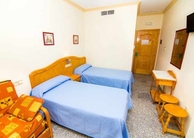 hostal-loscorchos-fuengirola