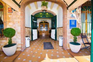 hostal-loscorchos-fuengirola