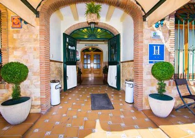 hostal-loscorchos-fuengirola