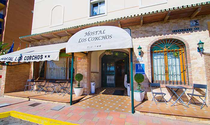 Hostal Los Corchos in Fuengirola: Find Hotel Reviews, Rooms, and Prices on